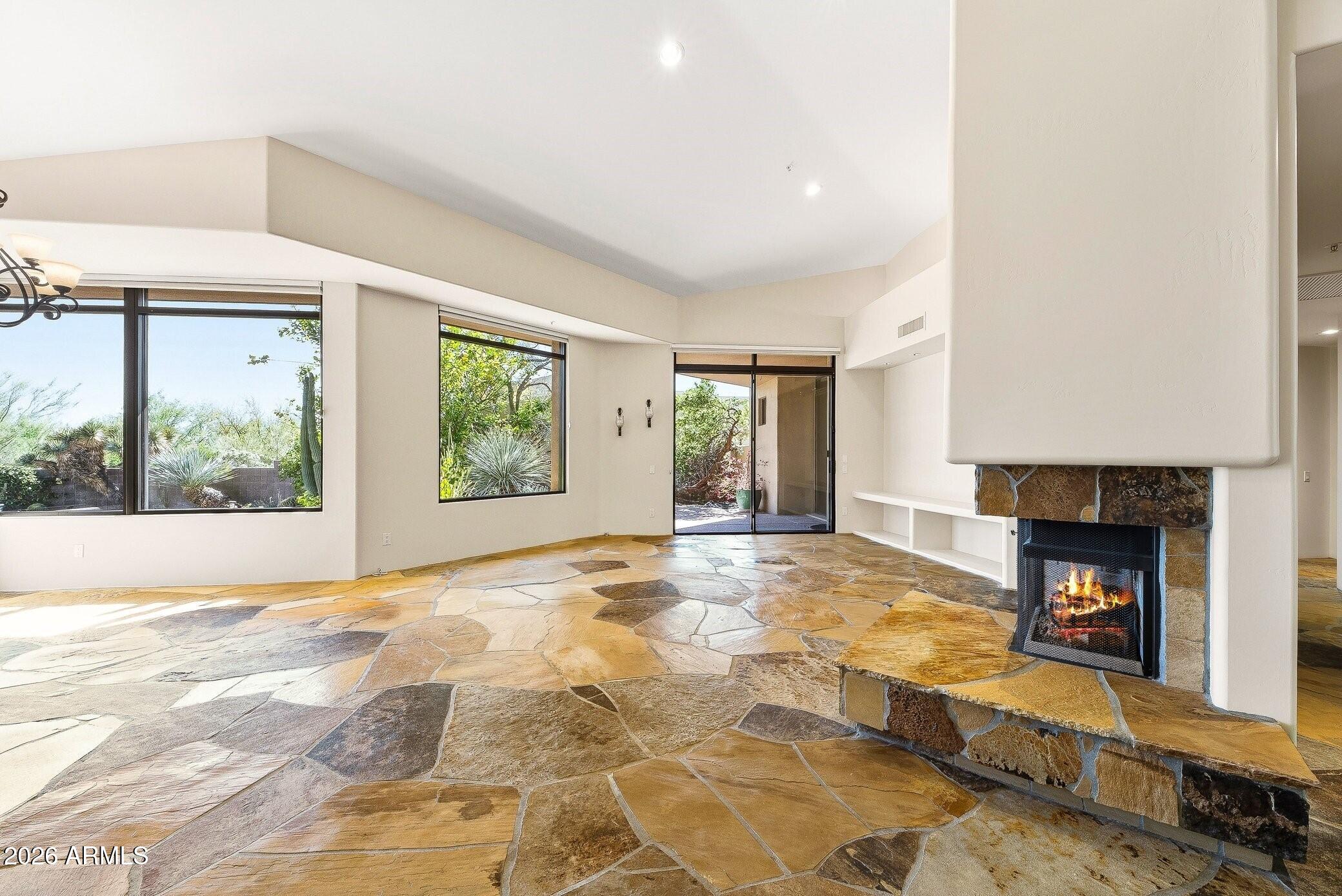 10675 E FERNWOOD Lane