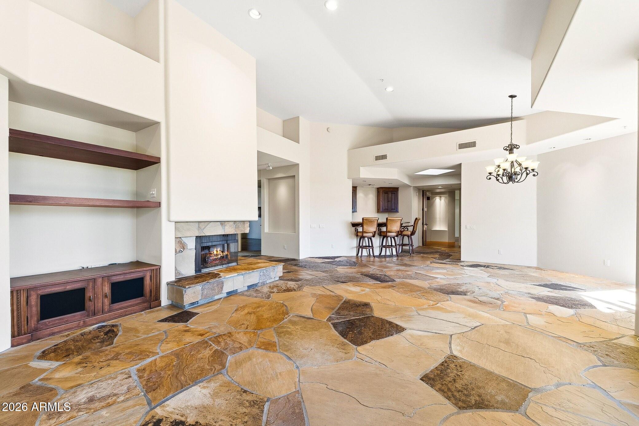 10675 E FERNWOOD Lane