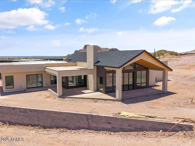 3505 S Kings Ranch Court