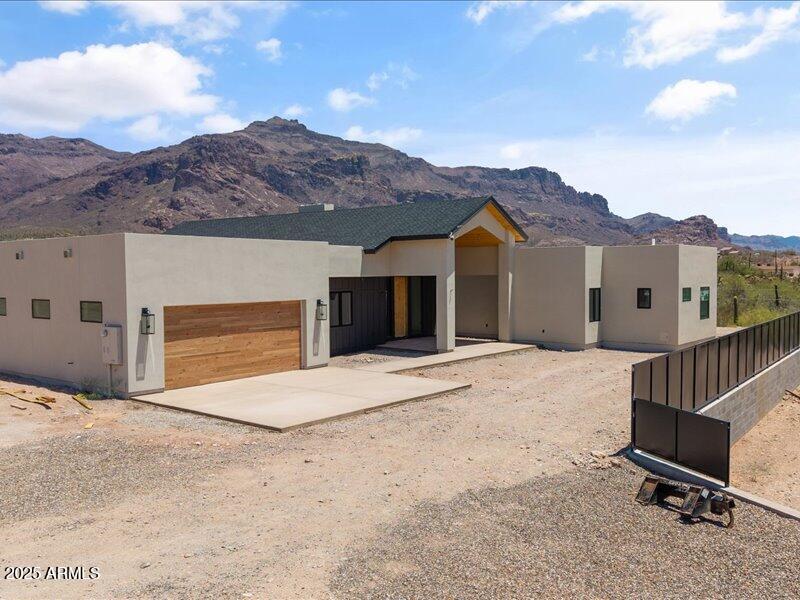 3505 S Kings Ranch Court