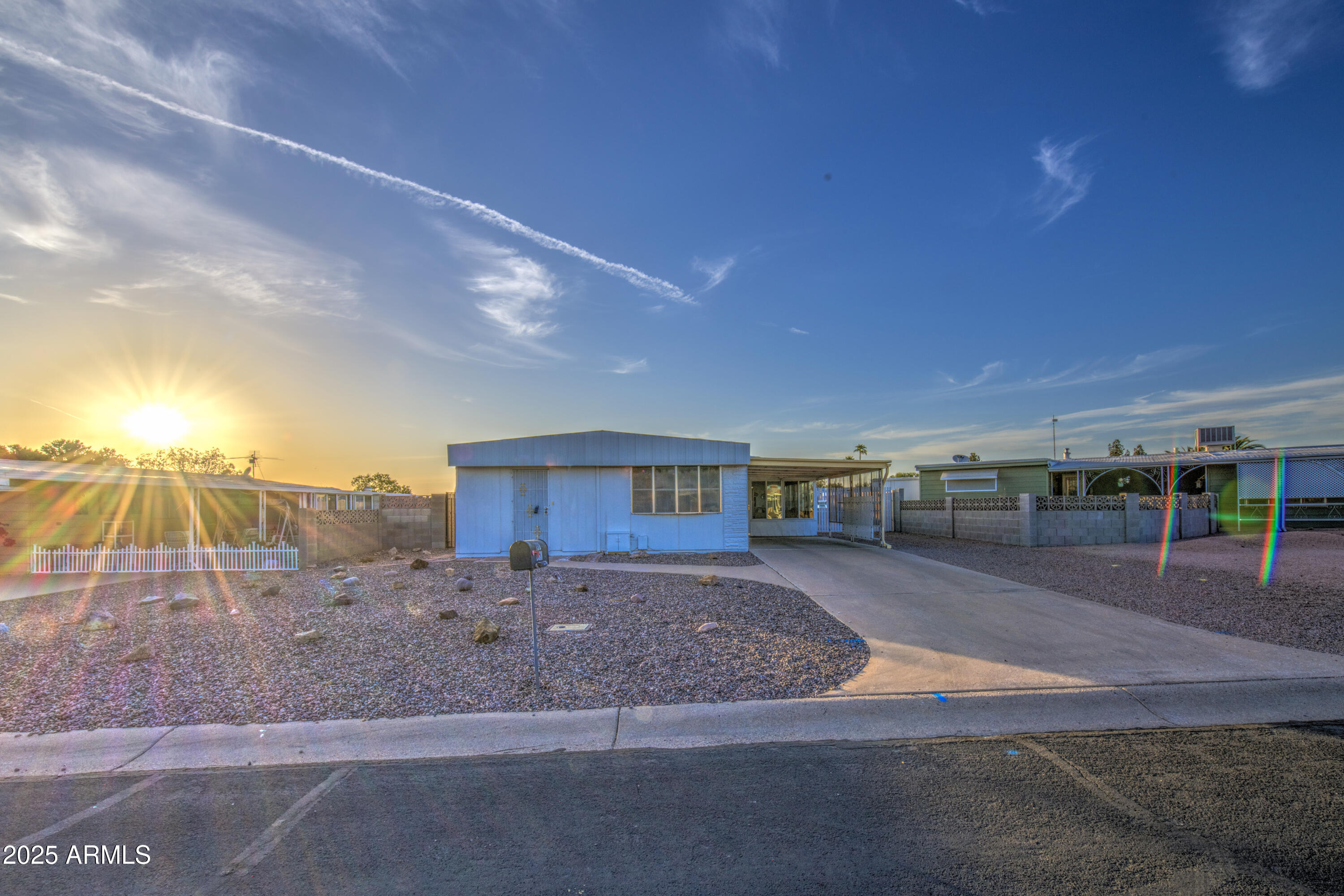 7318 E ARBOR Avenue