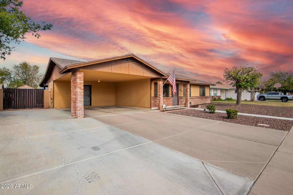 Photo of 2014 E Butler Street, Chandler, AZ 85225 (MLS # 6974960)