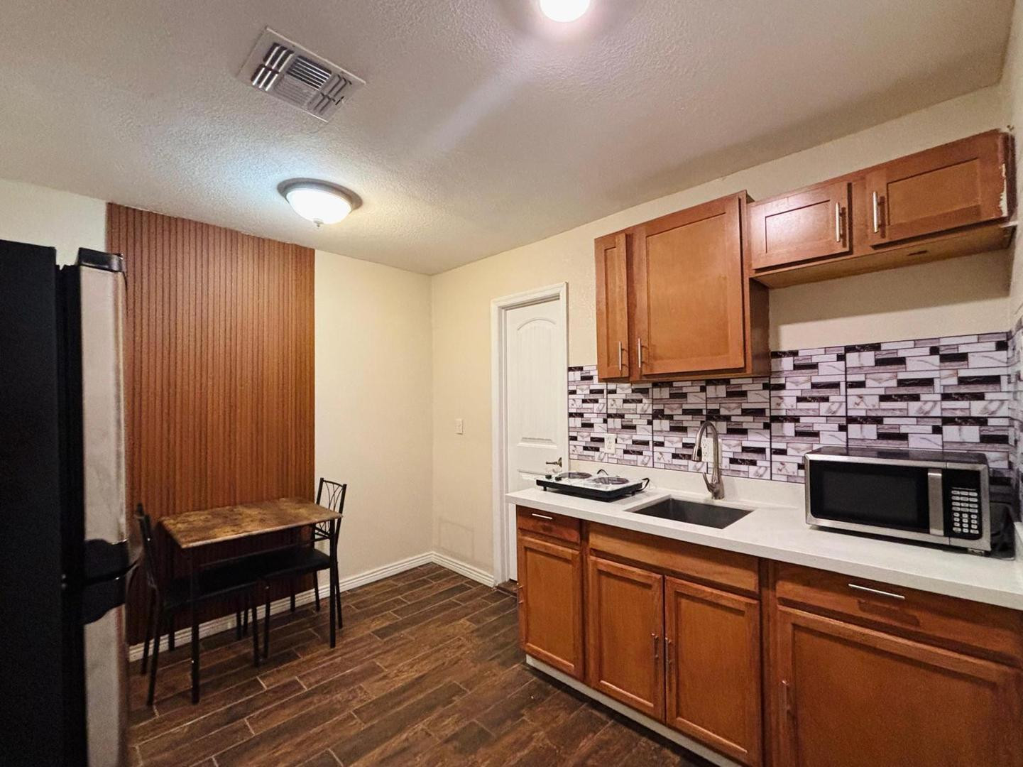 4810 N 69th Drive Studio