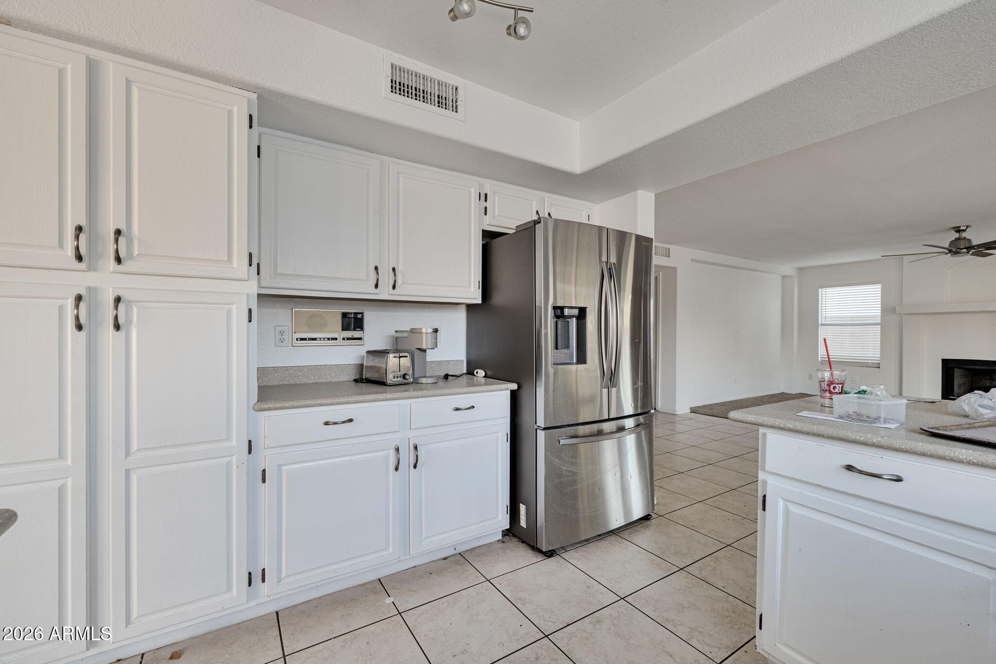 11406 W CRIMSON Lane