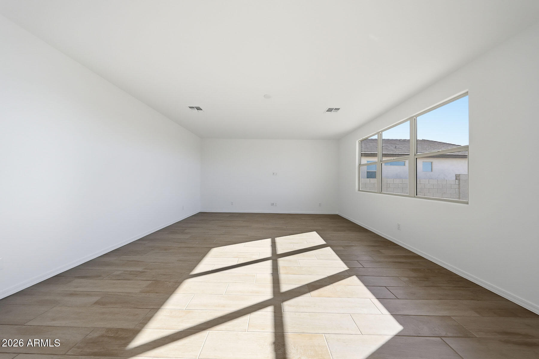 719 W Riparian Drive