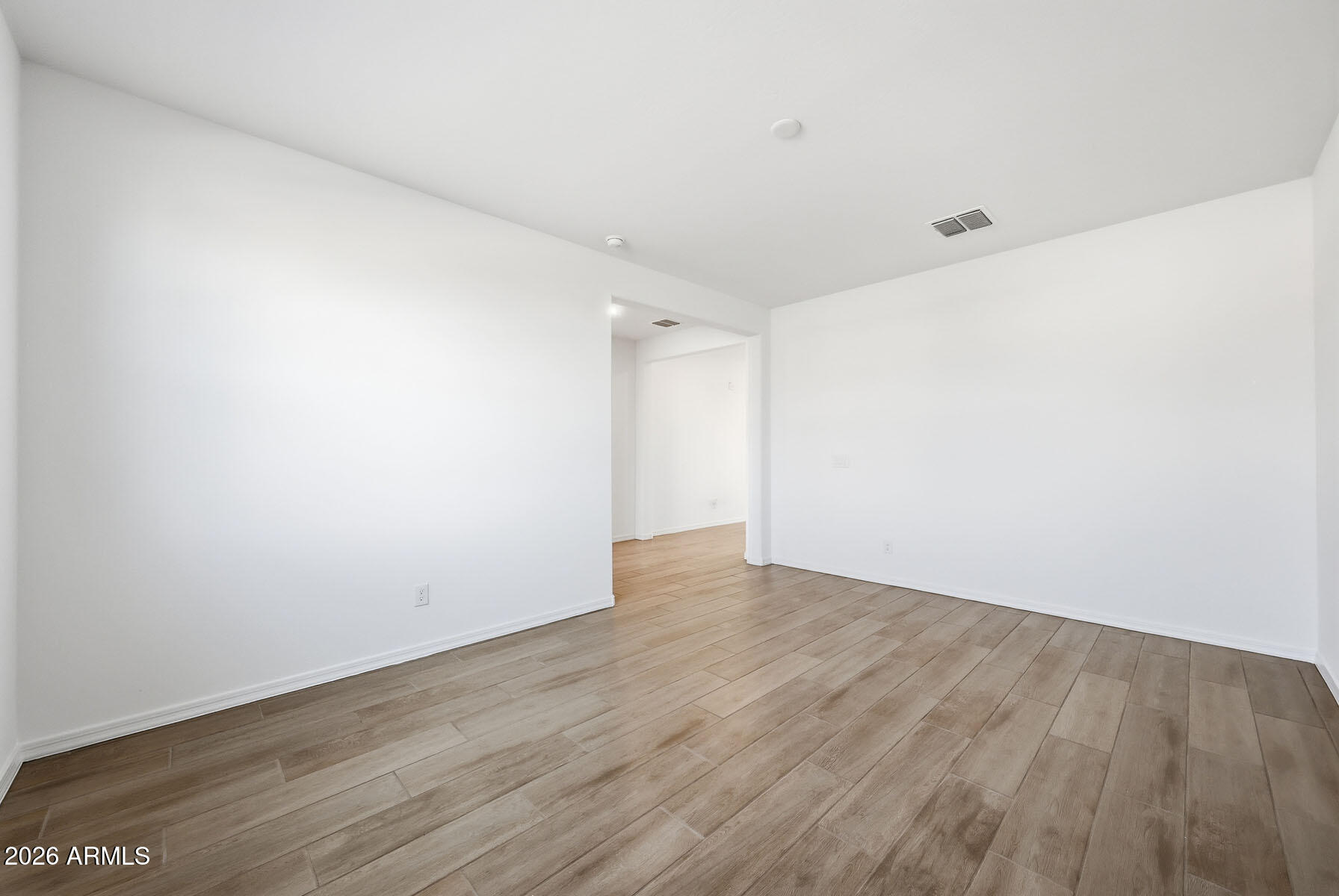 719 W Riparian Drive