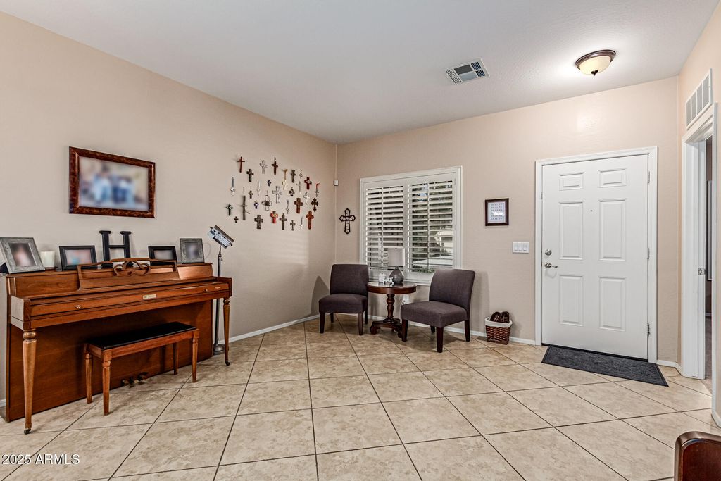 Photo of 9561 W Frank Avenue, Peoria, AZ 85382 (MLS # 6929192)