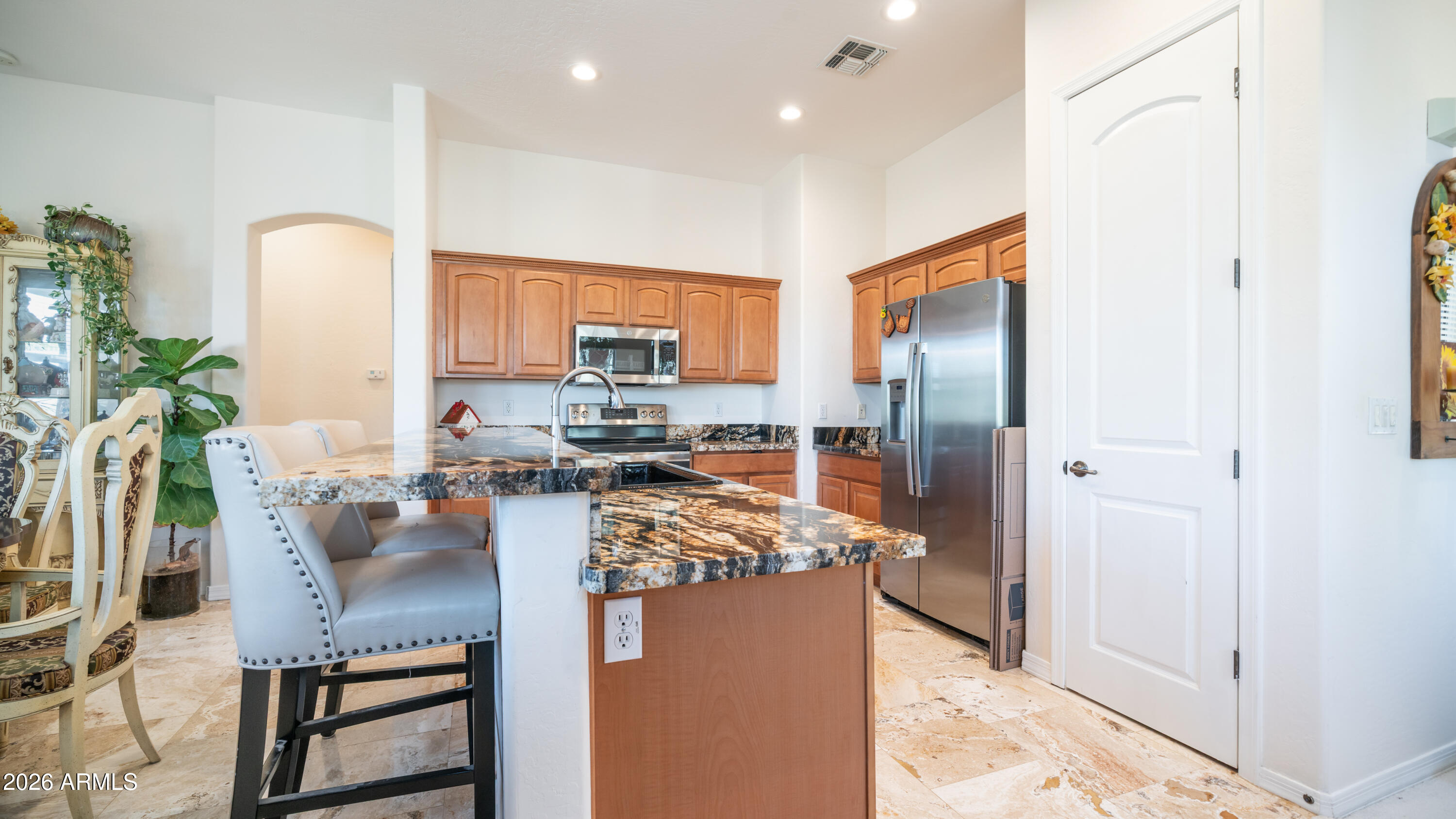 10055 N 142ND Street 2250