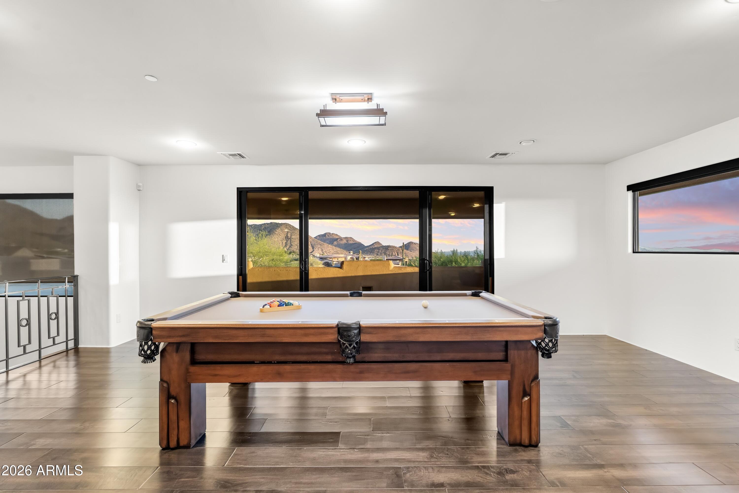 EAGLE GILBERT - Residential