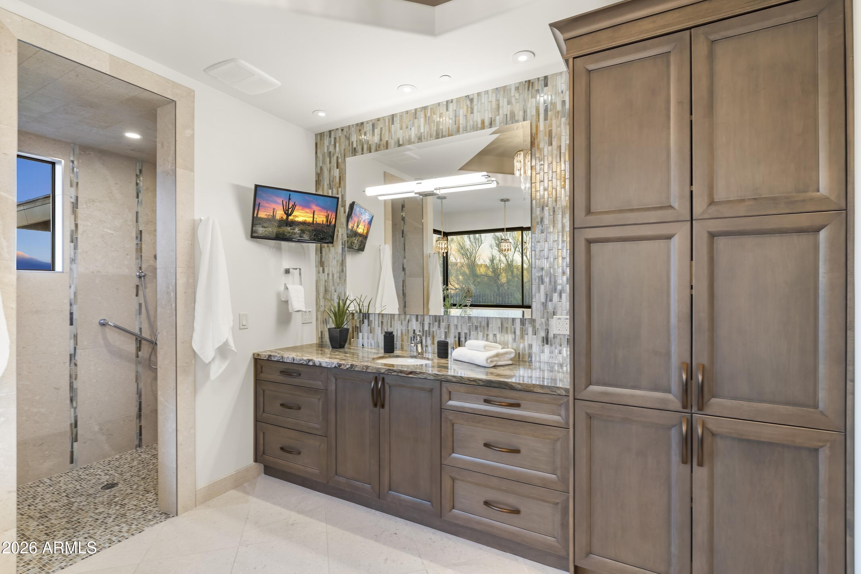 EAGLE GILBERT - Residential