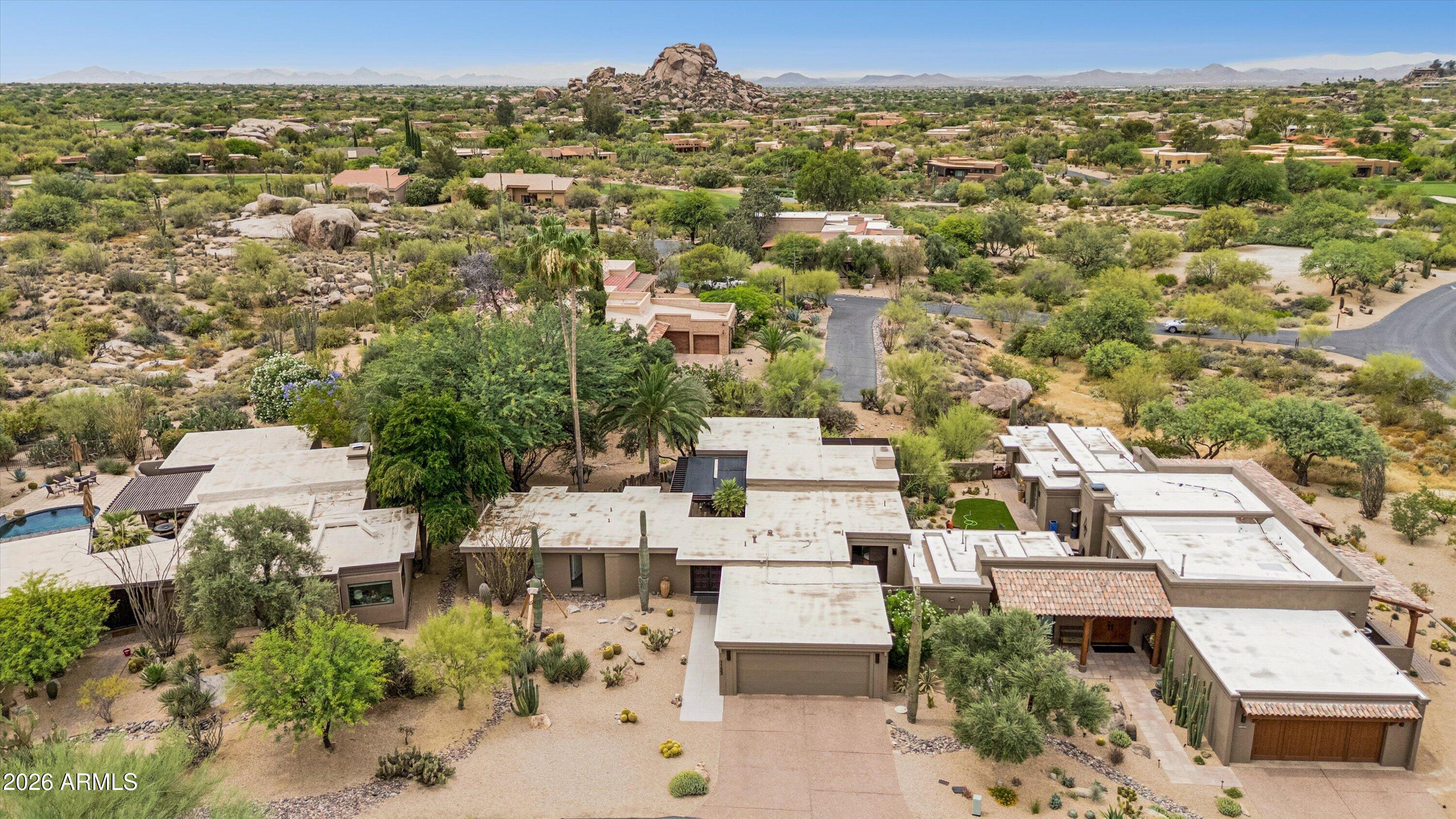 BOULDERS CAREFREE UNIT 1 REPLAT - Residential
