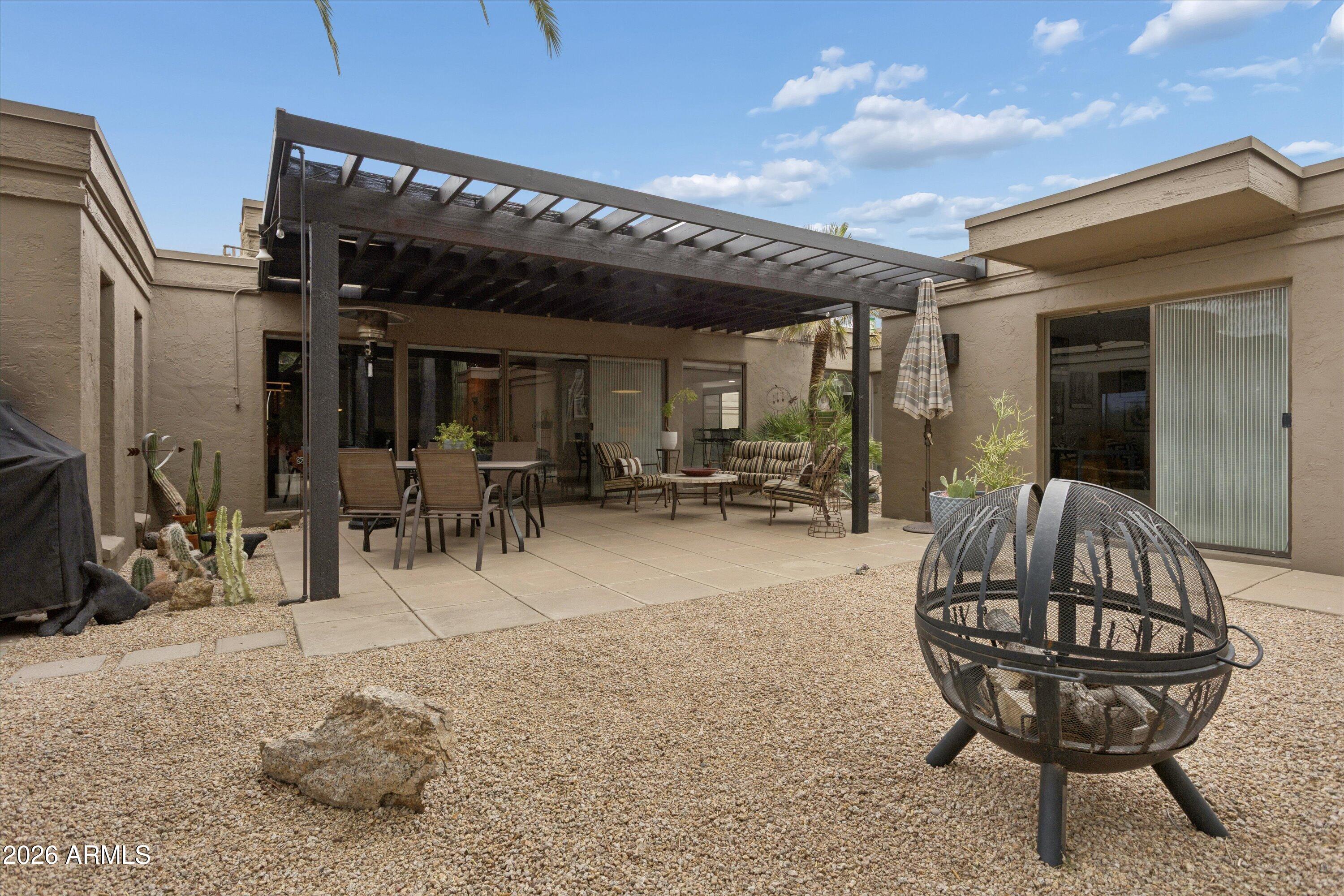 BOULDERS CAREFREE UNIT 1 REPLAT - Residential