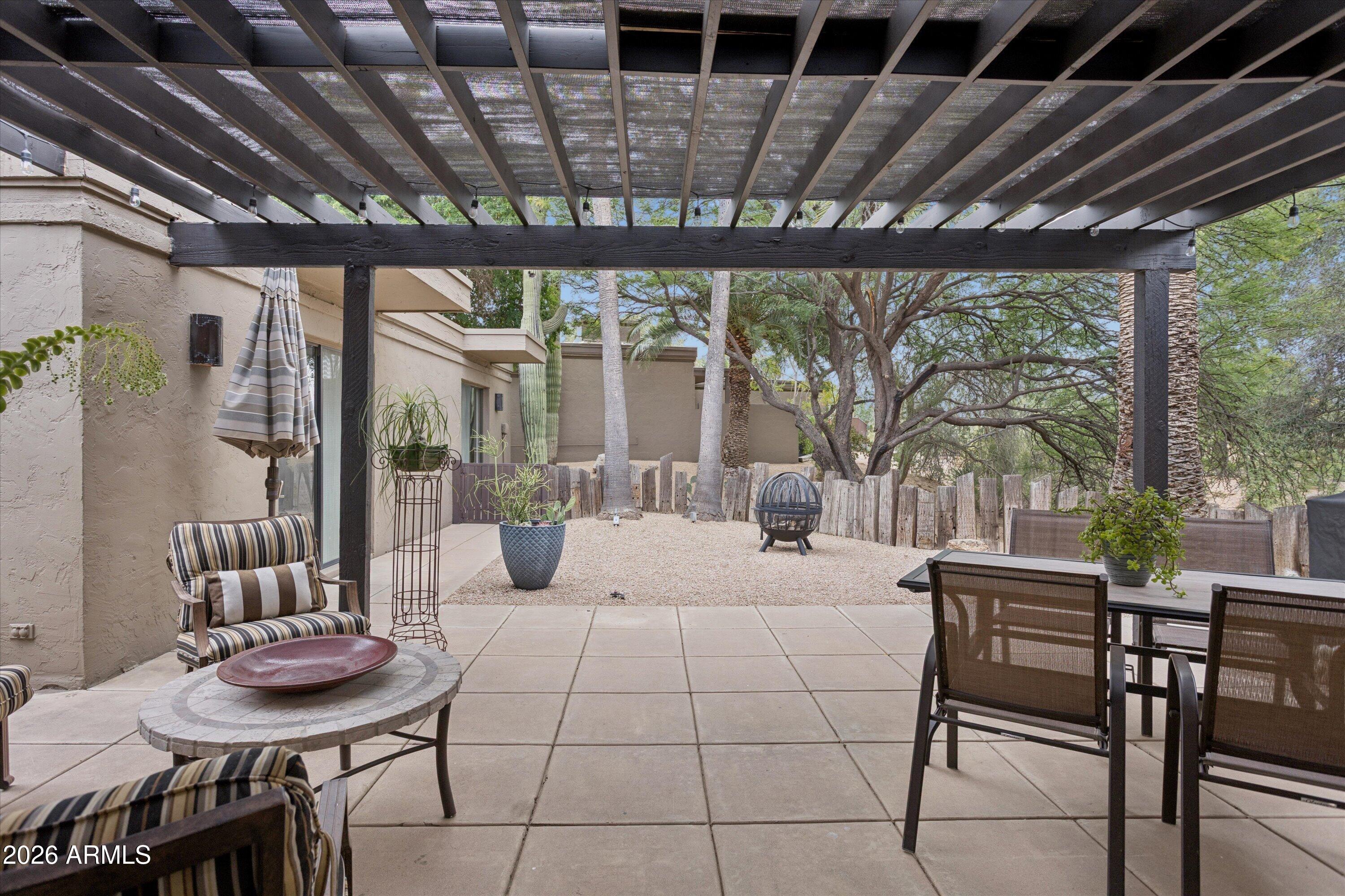 BOULDERS CAREFREE UNIT 1 REPLAT - Residential