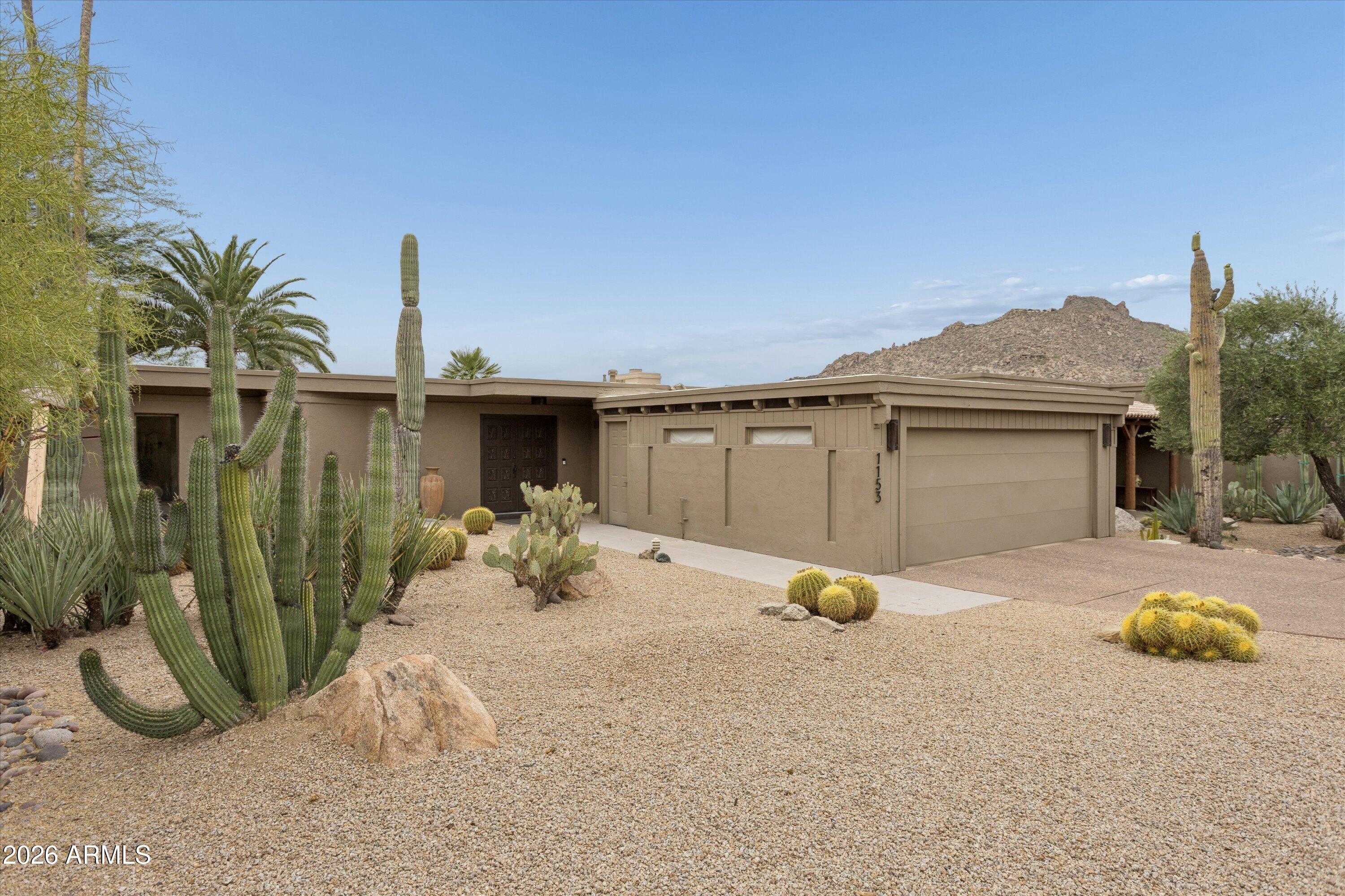 BOULDERS CAREFREE UNIT 1 REPLAT - Residential