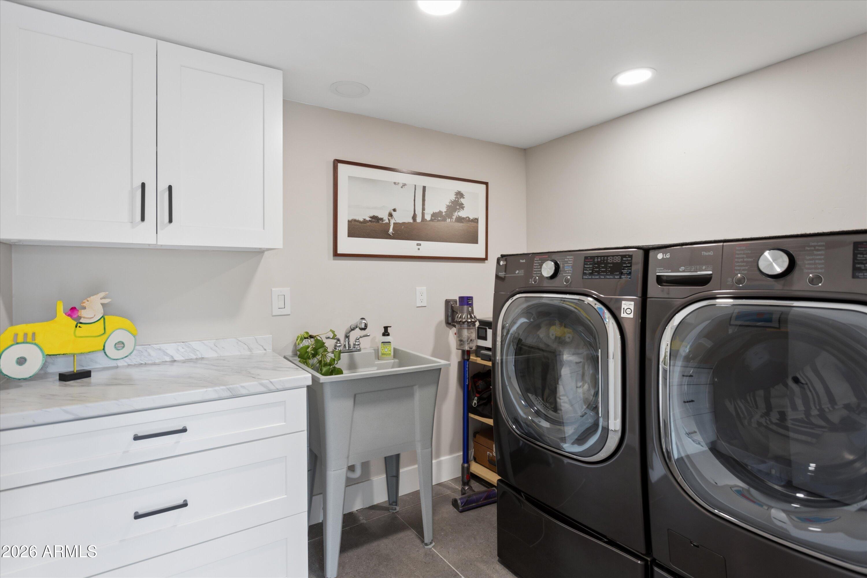 BOULDERS CAREFREE UNIT 1 REPLAT - Residential