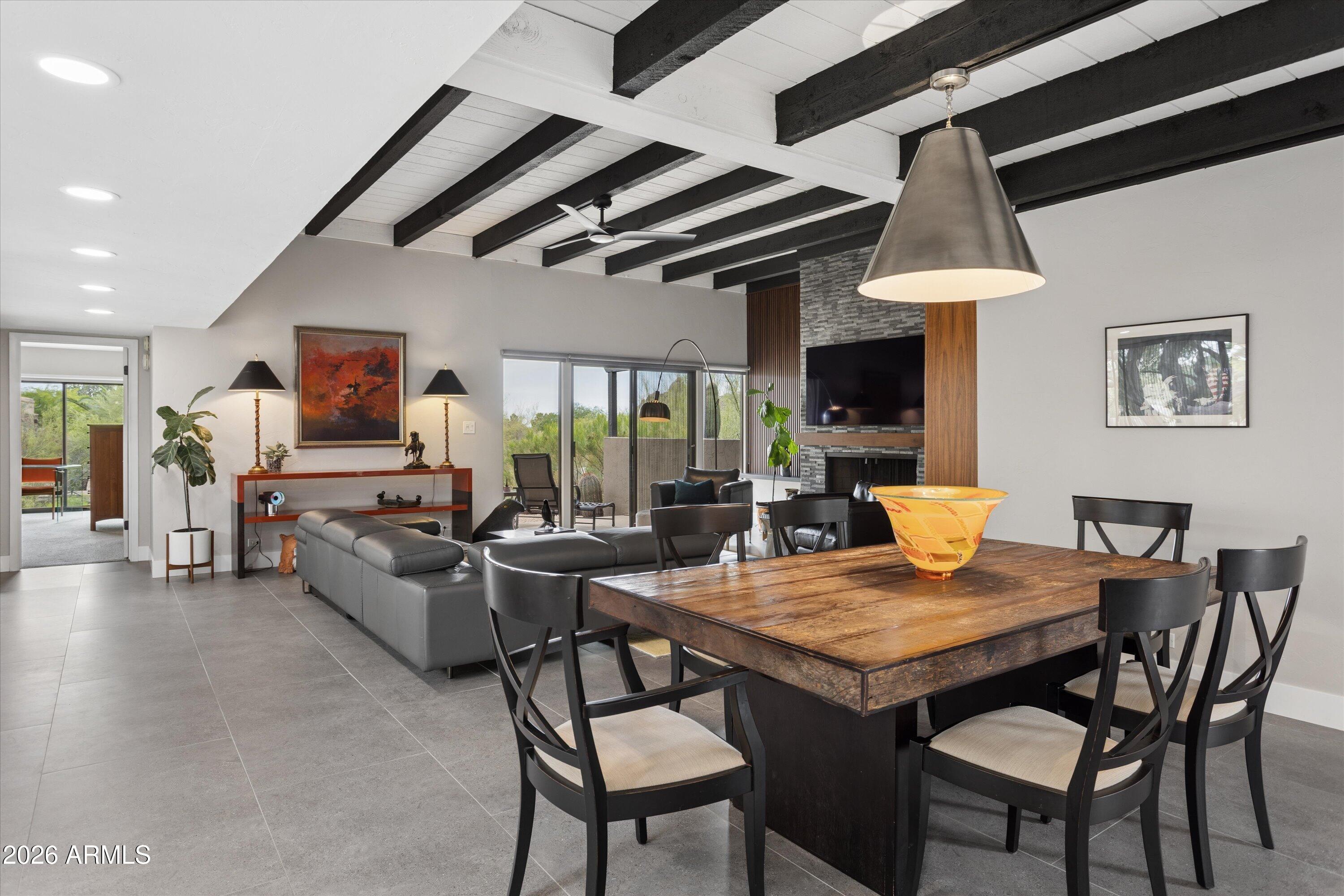 BOULDERS CAREFREE UNIT 1 REPLAT - Residential