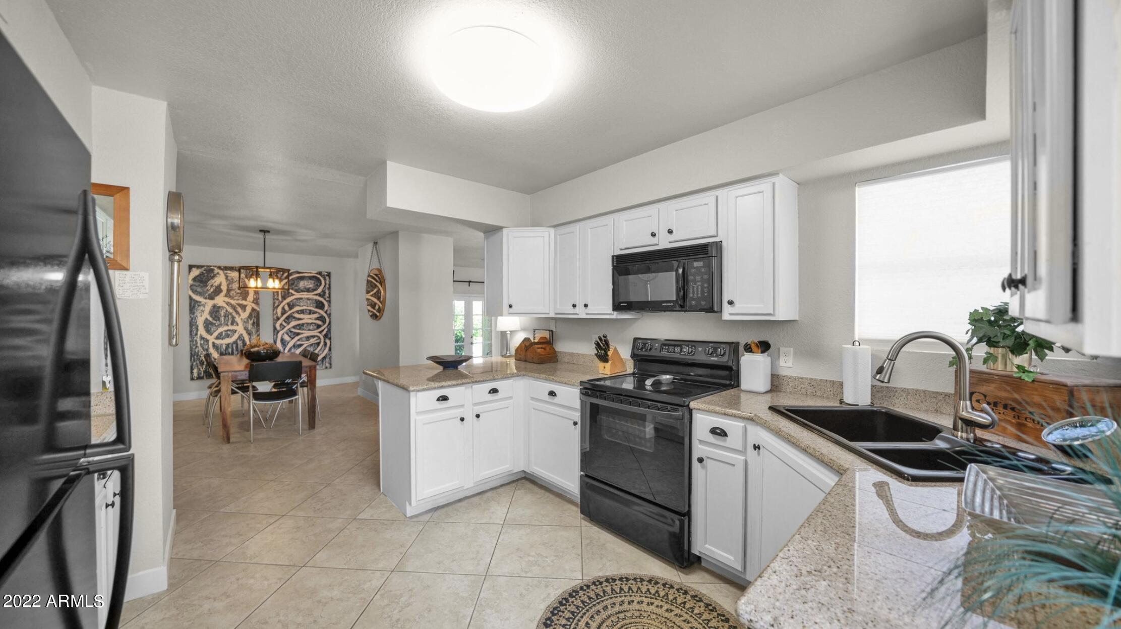 8787 E Mountain View Road 1055