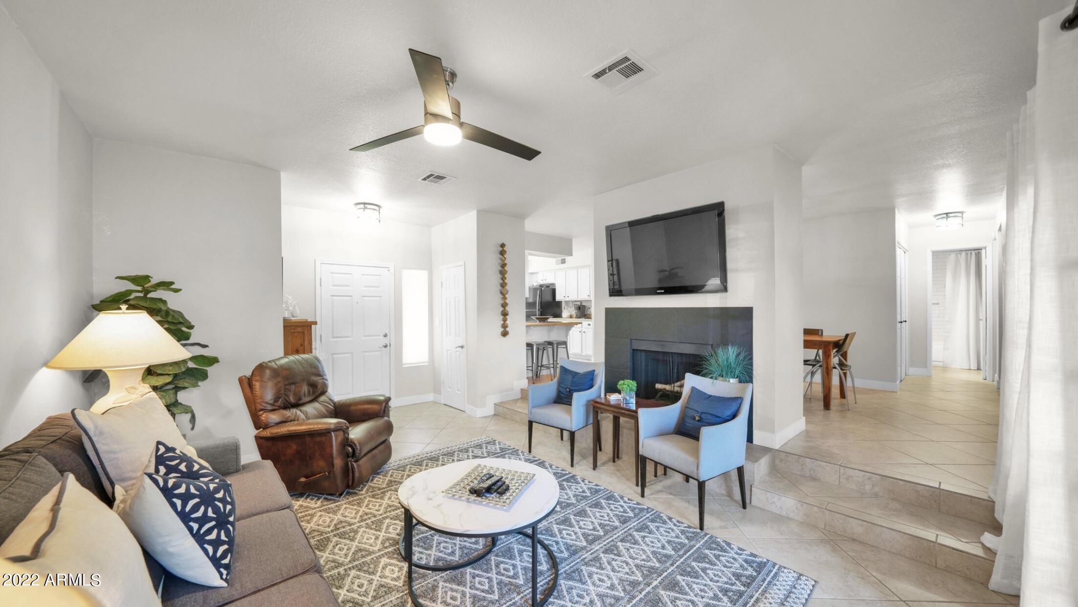 8787 E Mountain View Road 1055