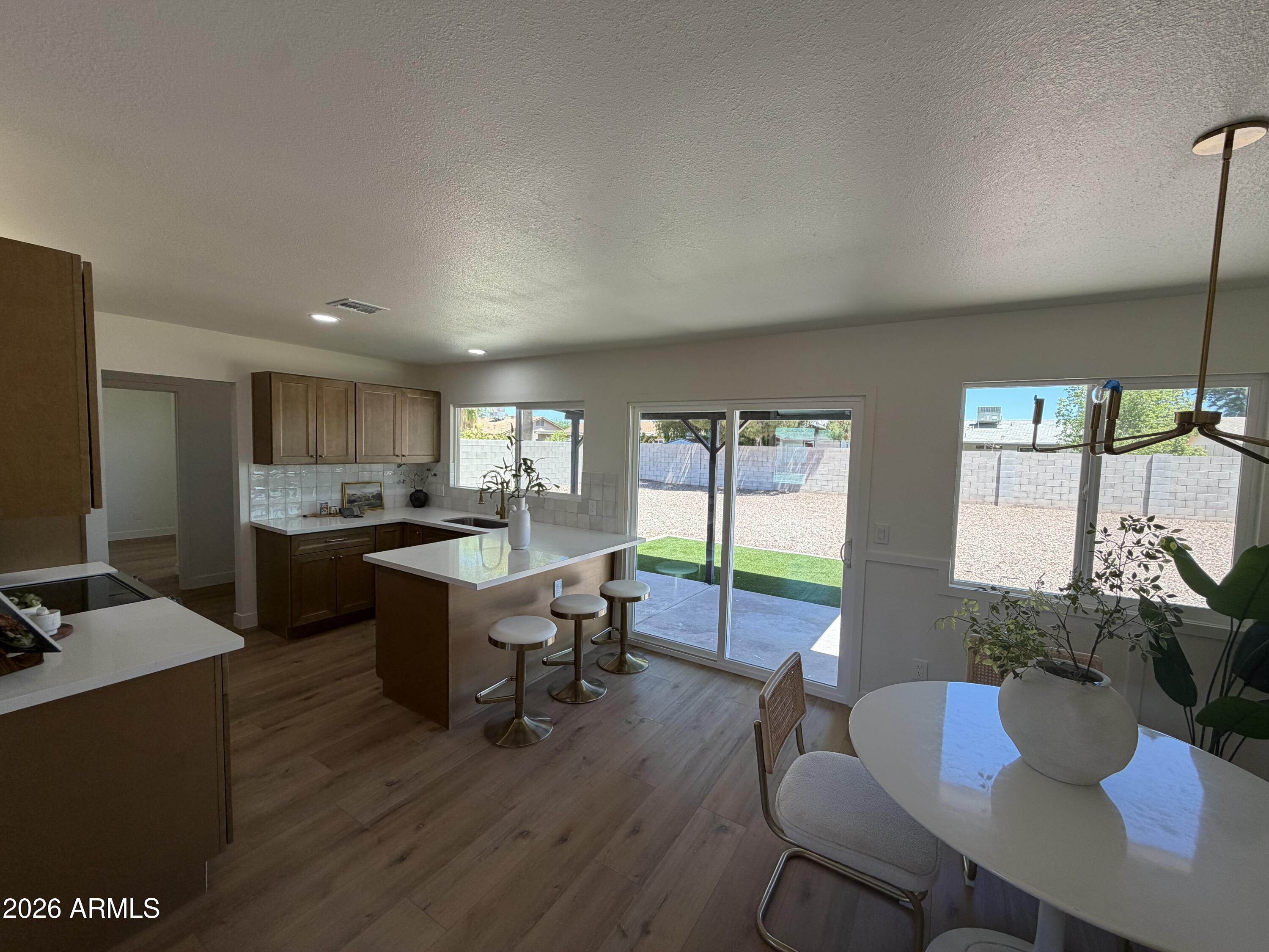 3654 W Carla Vista Drive