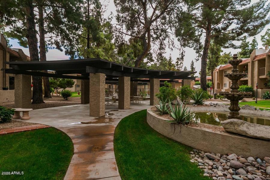 7430 E CHAPARRAL Road A2533