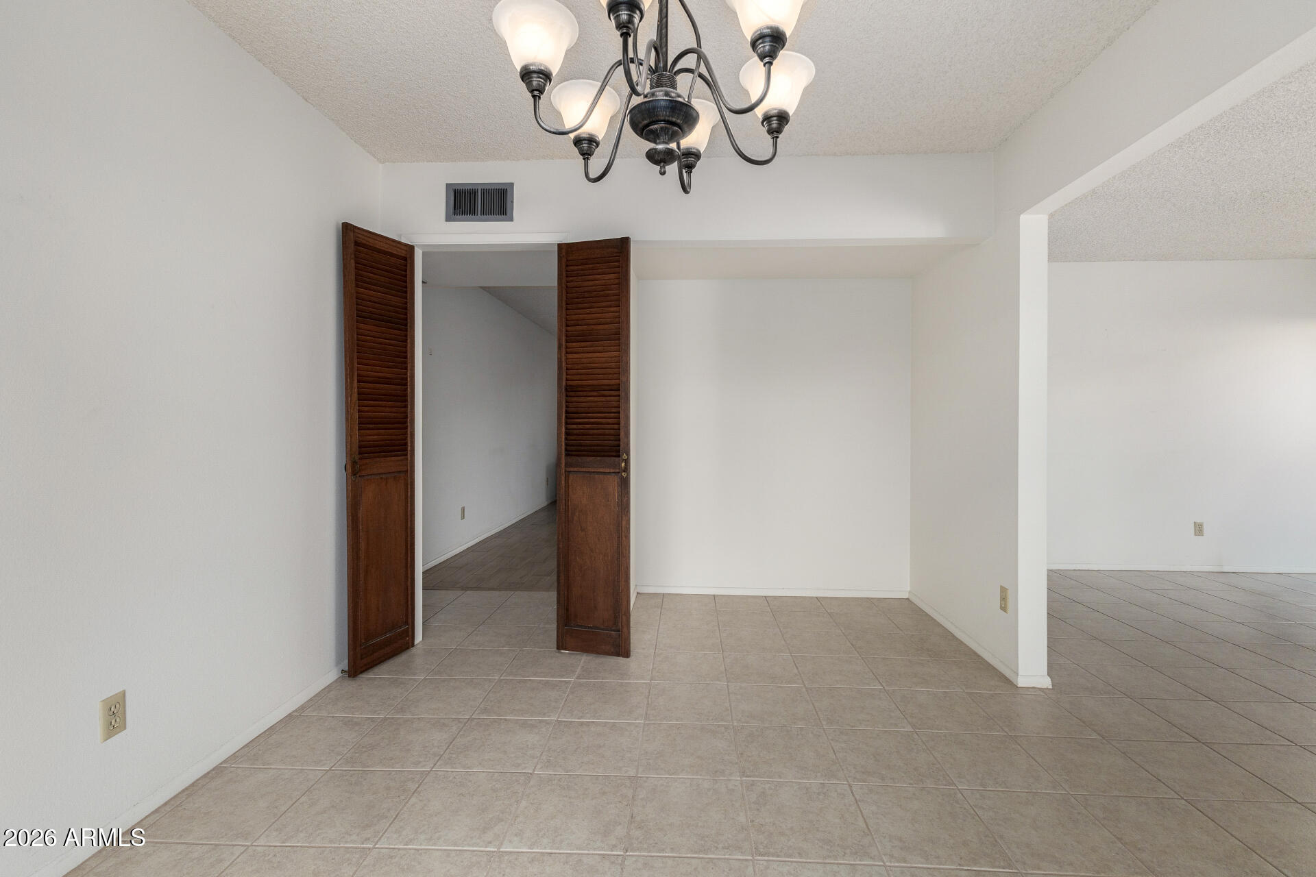 3718 W DAILEY Street