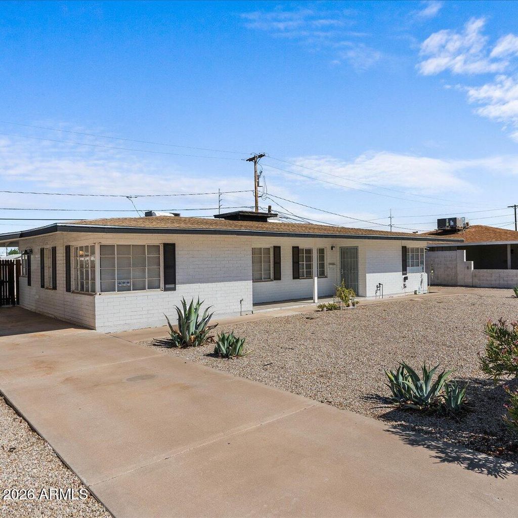 Photo of 449 N Drew Street E, Mesa, AZ 85201 (MLS # 7001964)