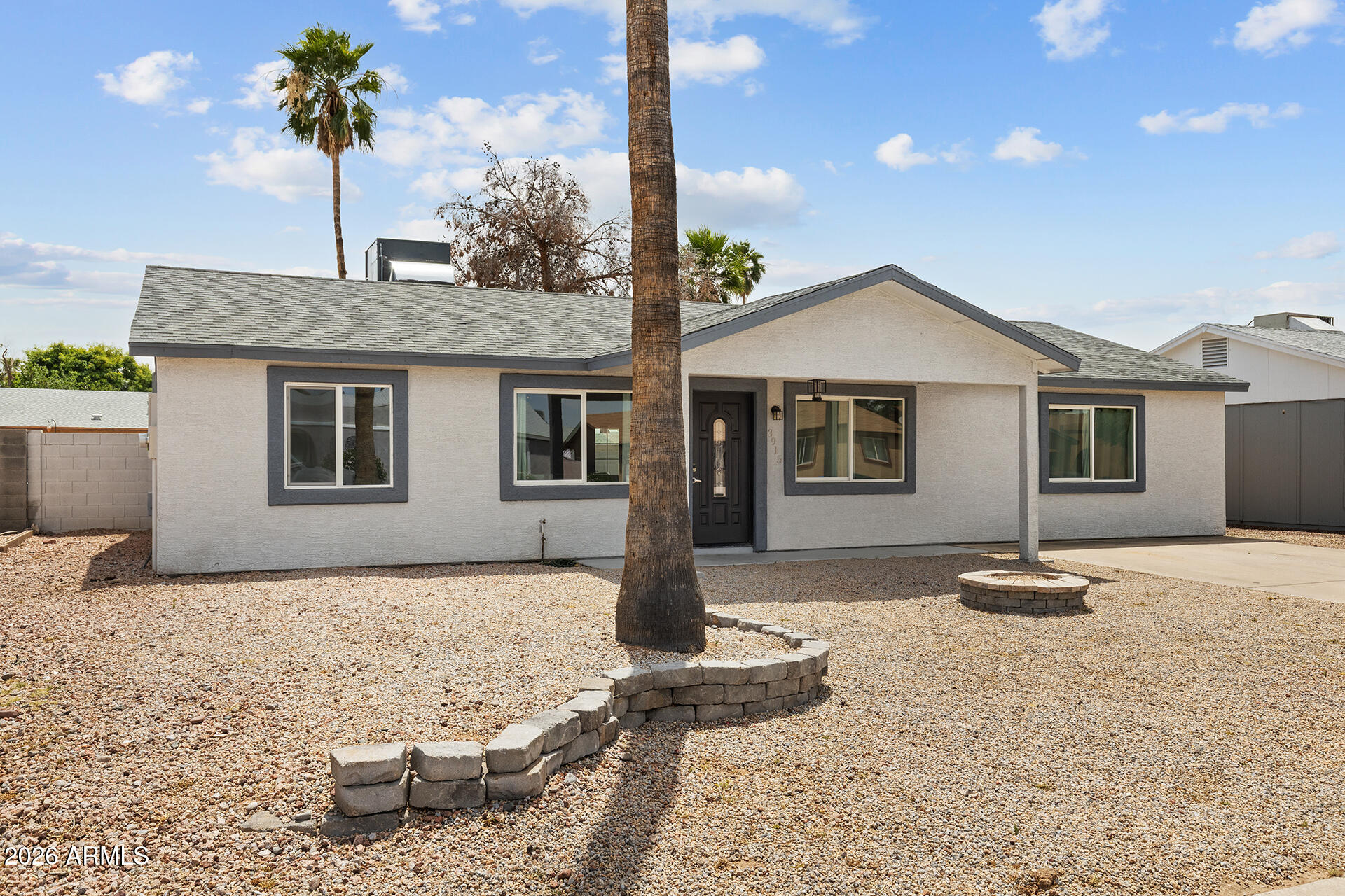 3915 E HILLERY Drive