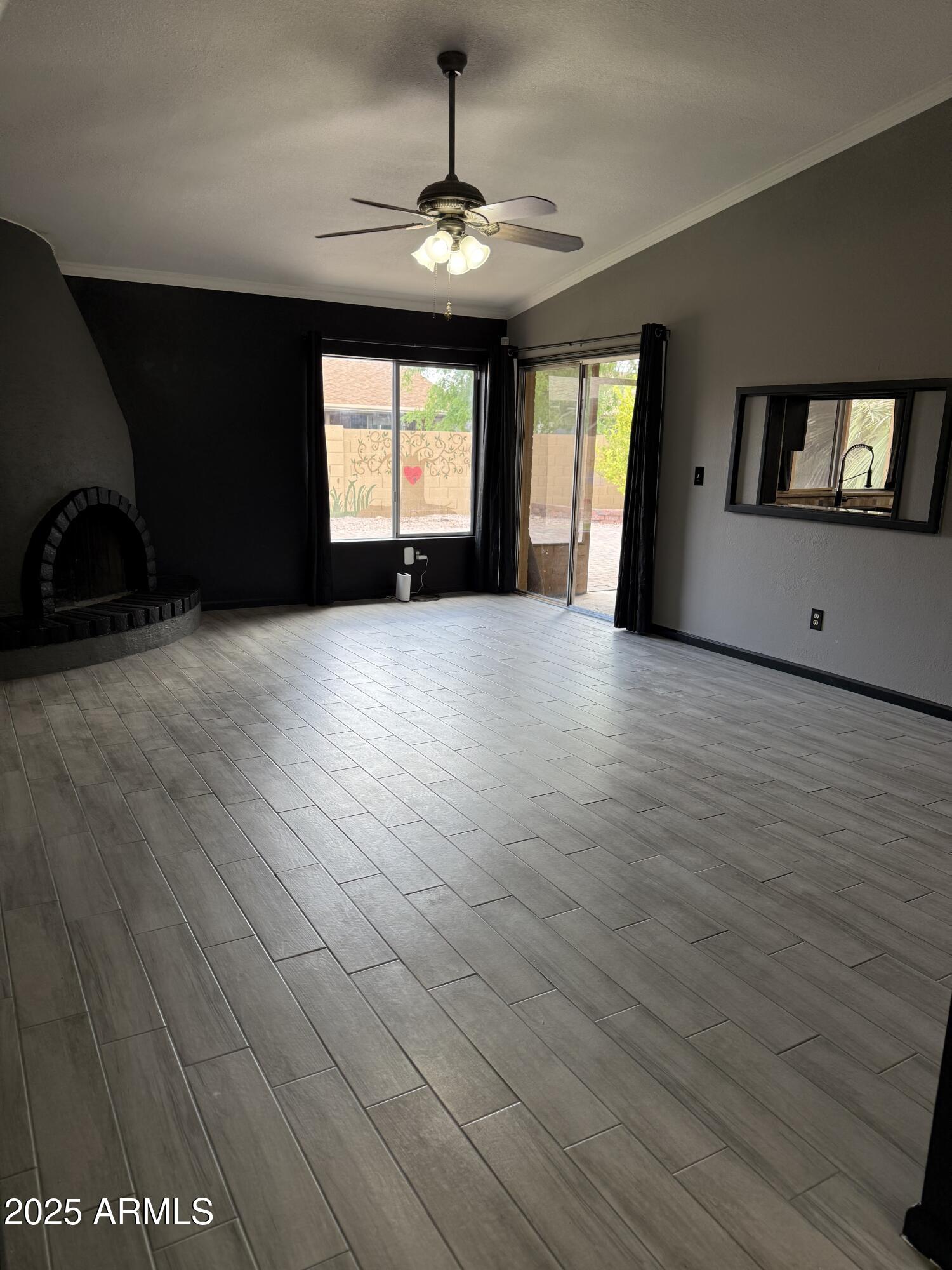 815 W KIVA Avenue