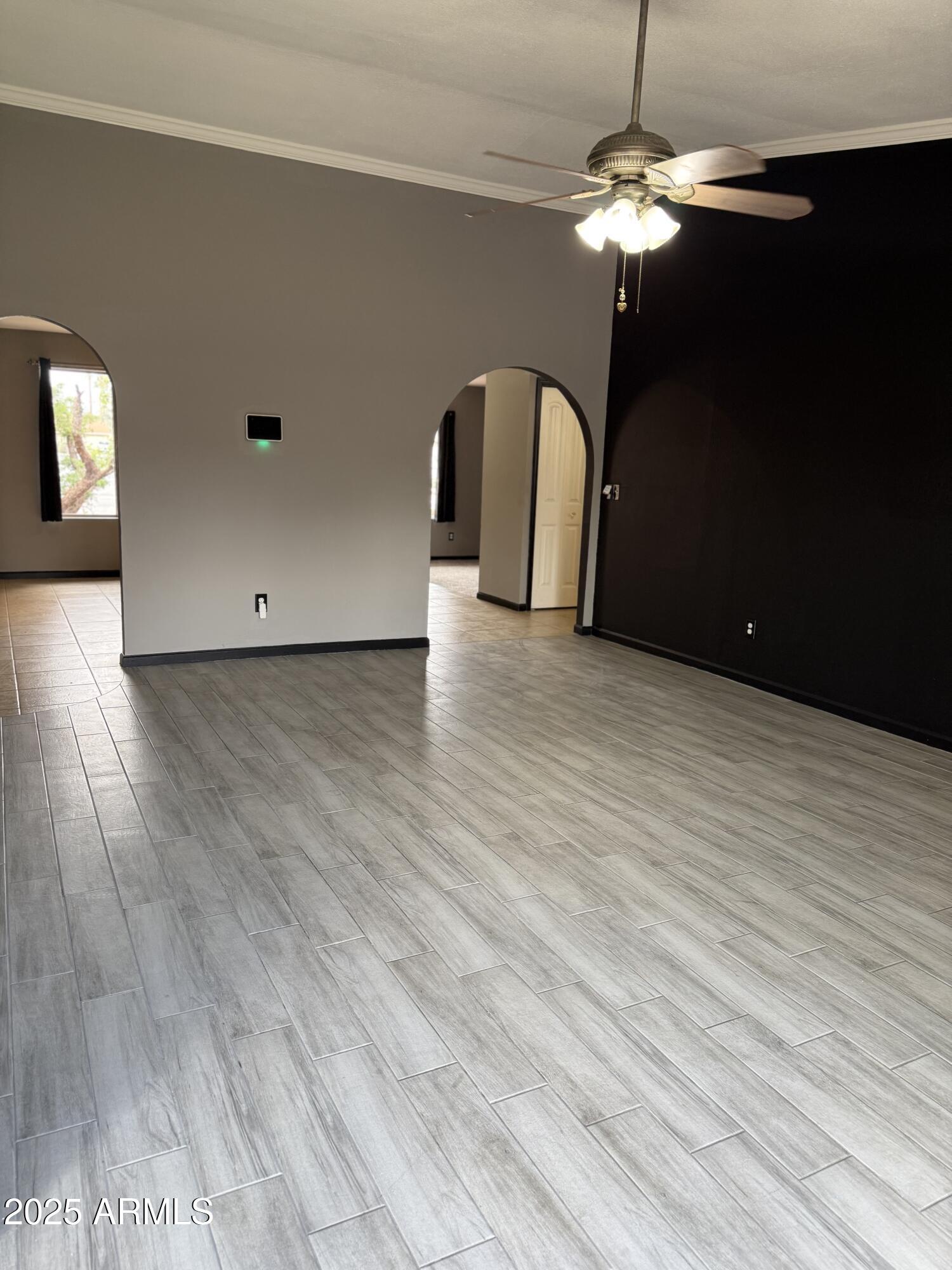 815 W KIVA Avenue