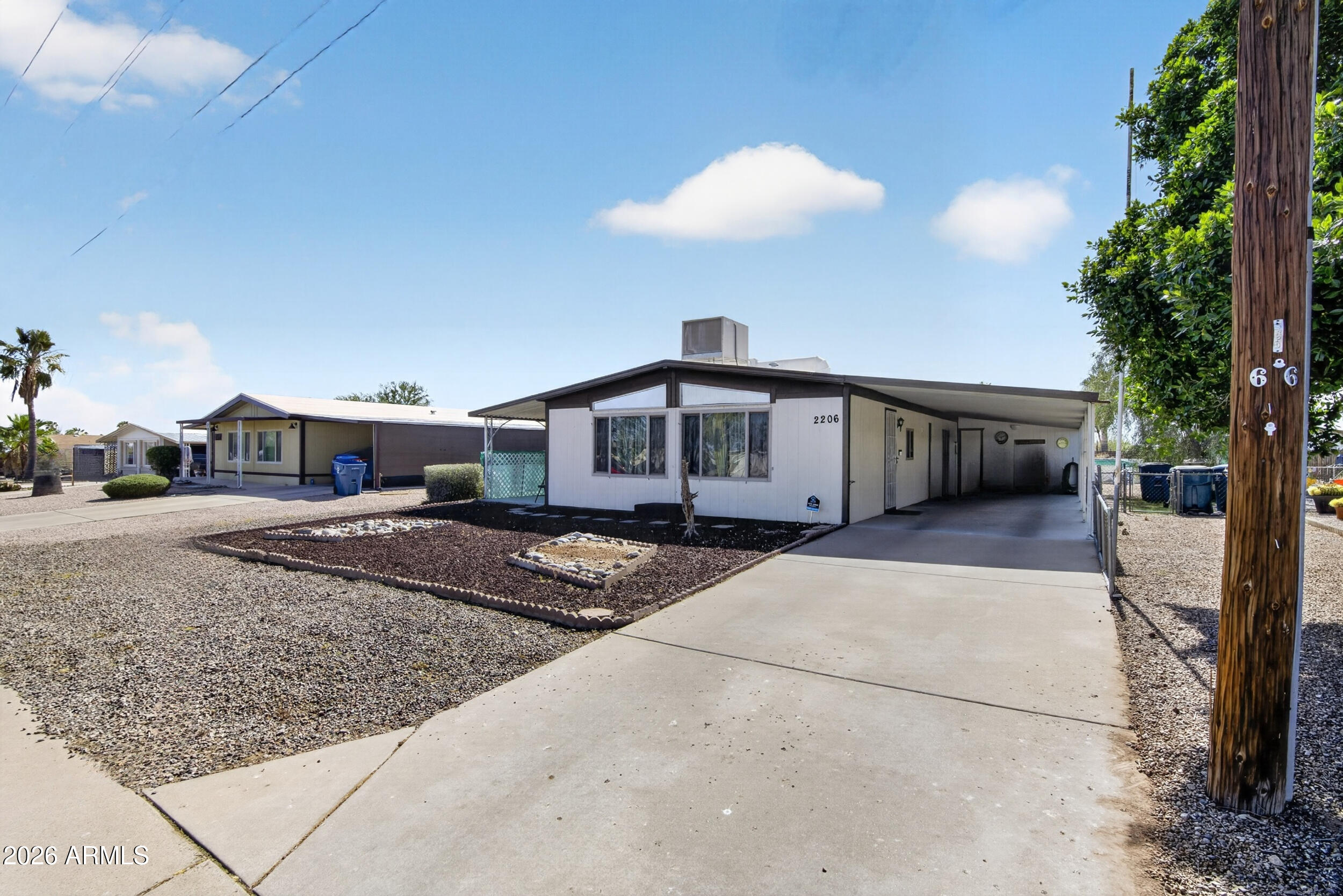 SUPERSTITION VISTA MOBILE ESTATES - Residential
