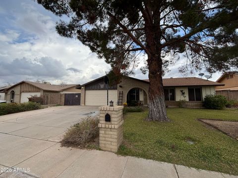 Photo of 3228 W Muriel Drive, Phoenix, AZ 85053 (MLS # 6967074)