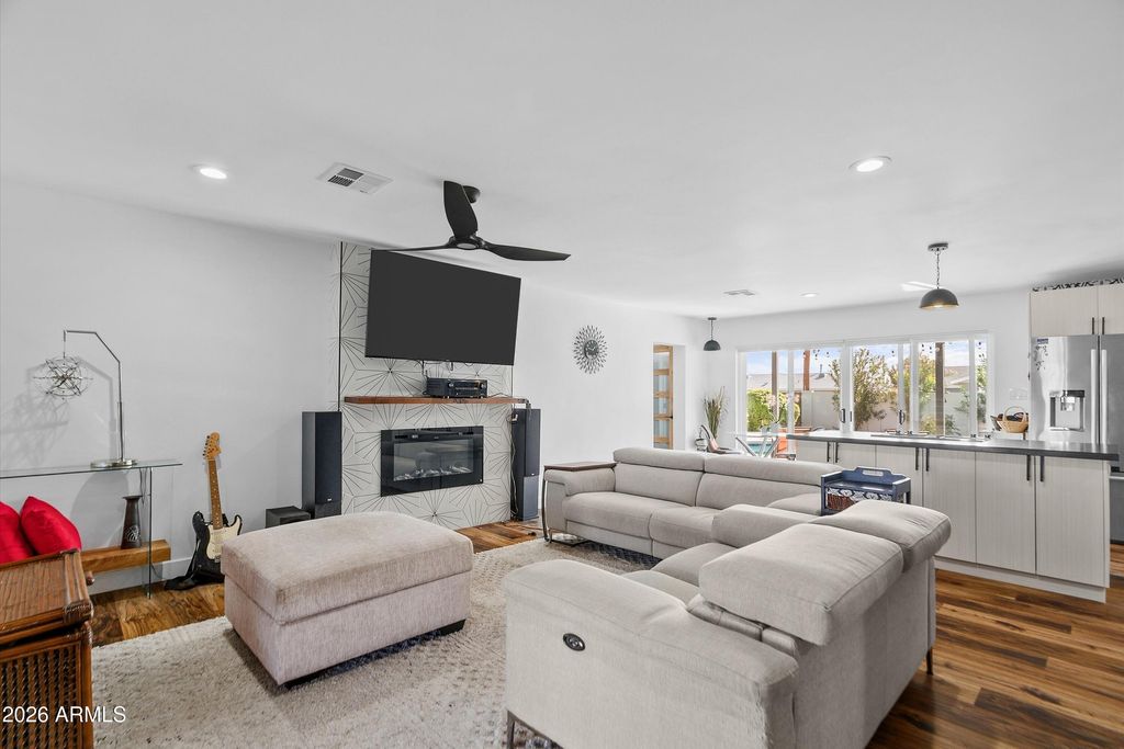 Photo of 7647 E Catalina Drive, Scottsdale, AZ 85251 (MLS # 6972502)