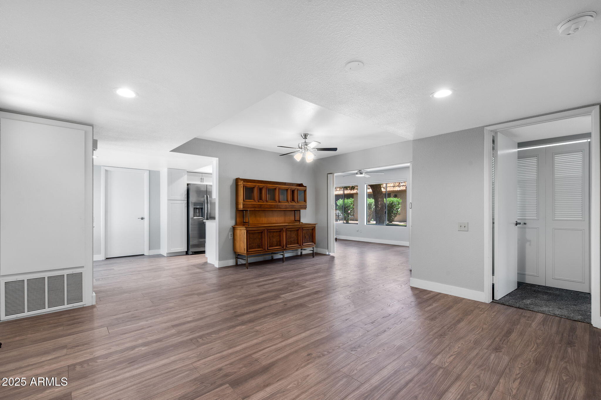 347 LEISURE WORLD --