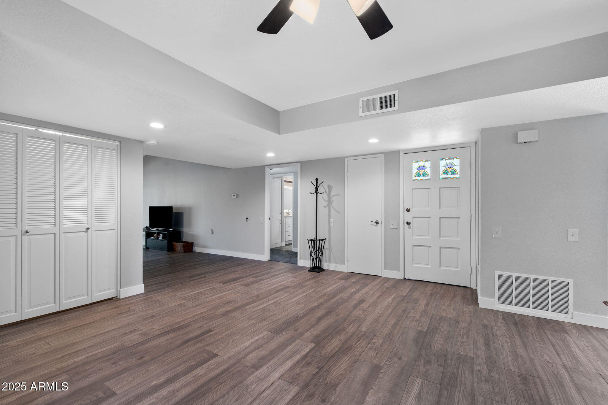 347 LEISURE WORLD --