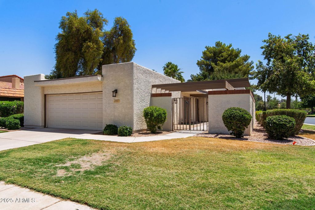 Photo of 347 Leisure World, Mesa, AZ 85206 (MLS # 6934202)