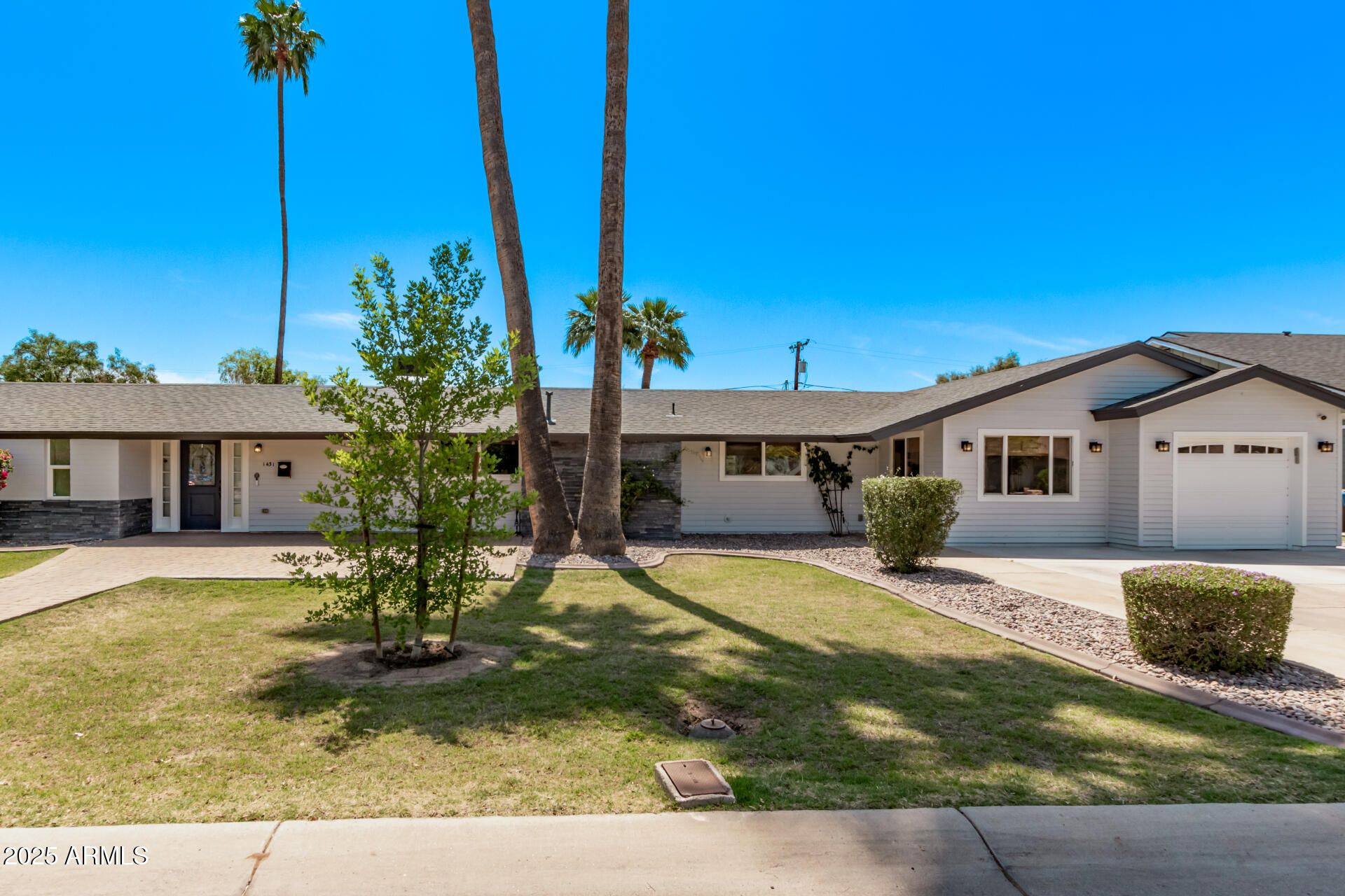 1431 E SAN JUAN Avenue