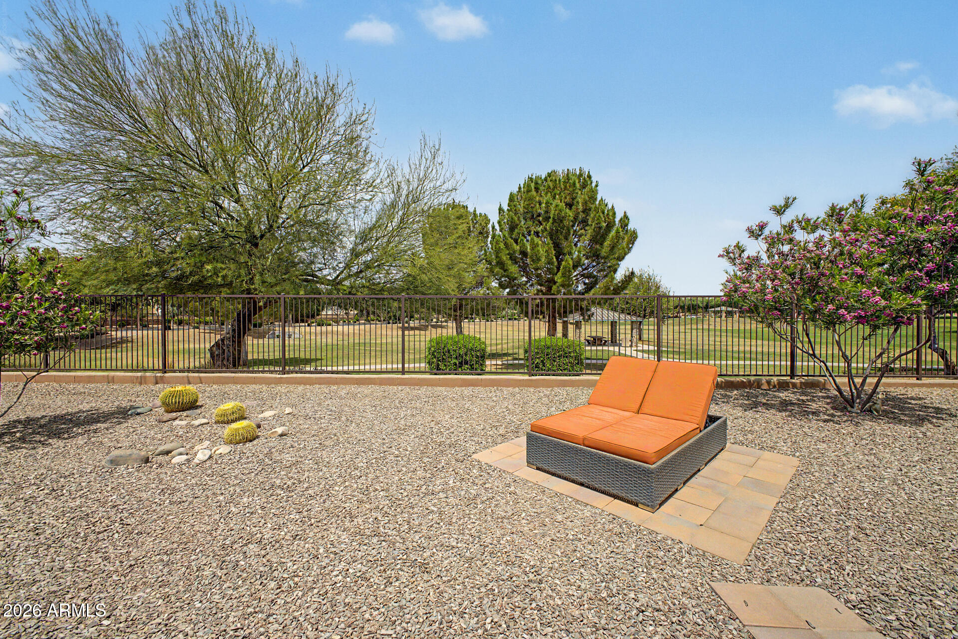 10934 E REUBEN Circle