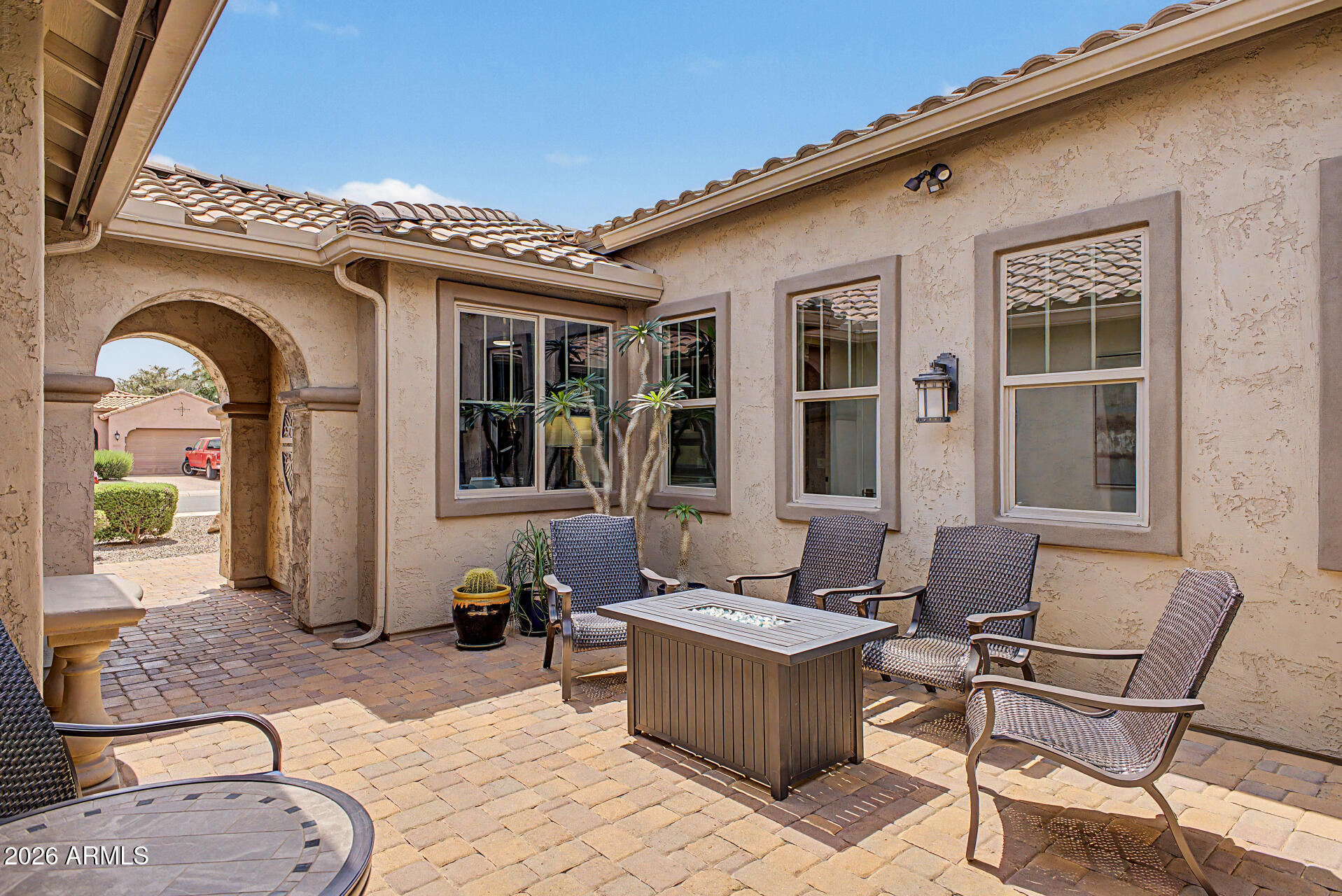 10934 E REUBEN Circle