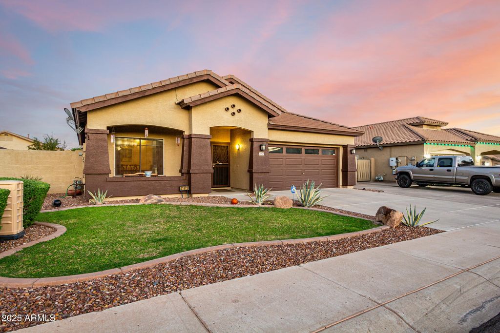 Photo of 21925 N 78th Drive, Peoria, AZ 85383 (MLS # 6931807)