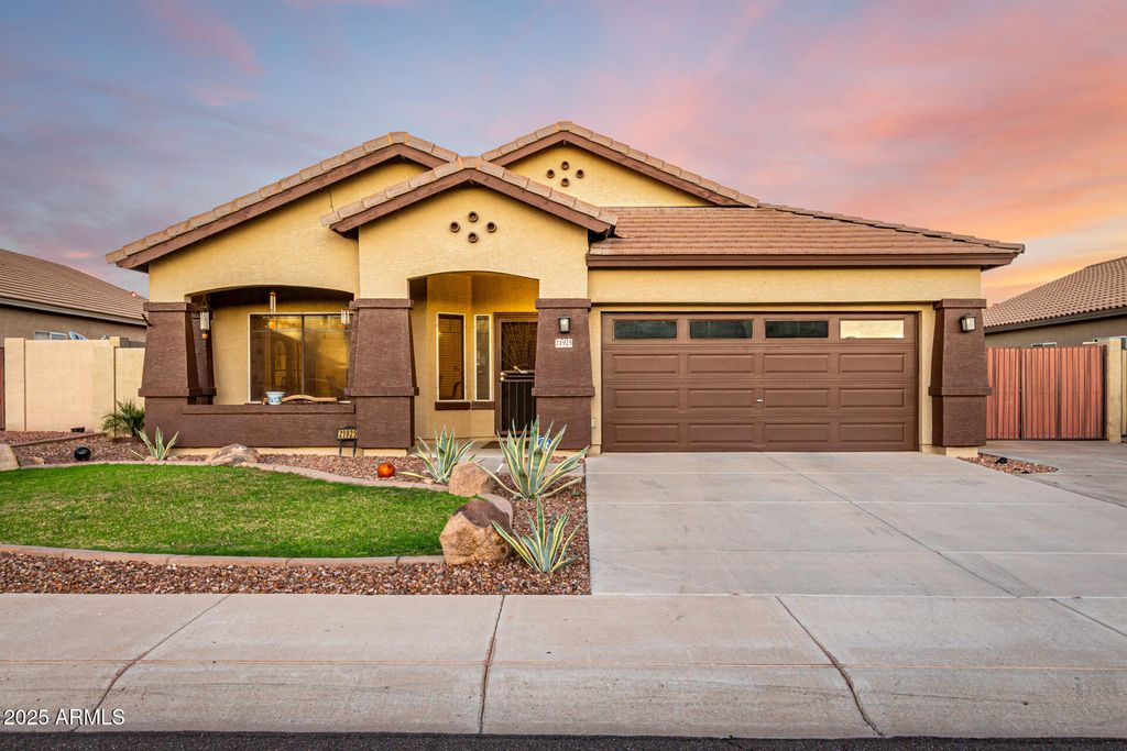 Photo of 21925 N 78th Drive, Peoria, AZ 85383 (MLS # 6931807)