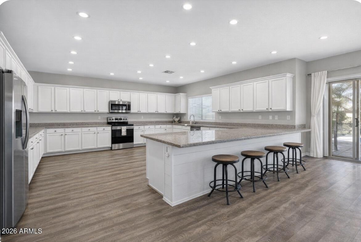 33251 N DOUBLE BAR Road