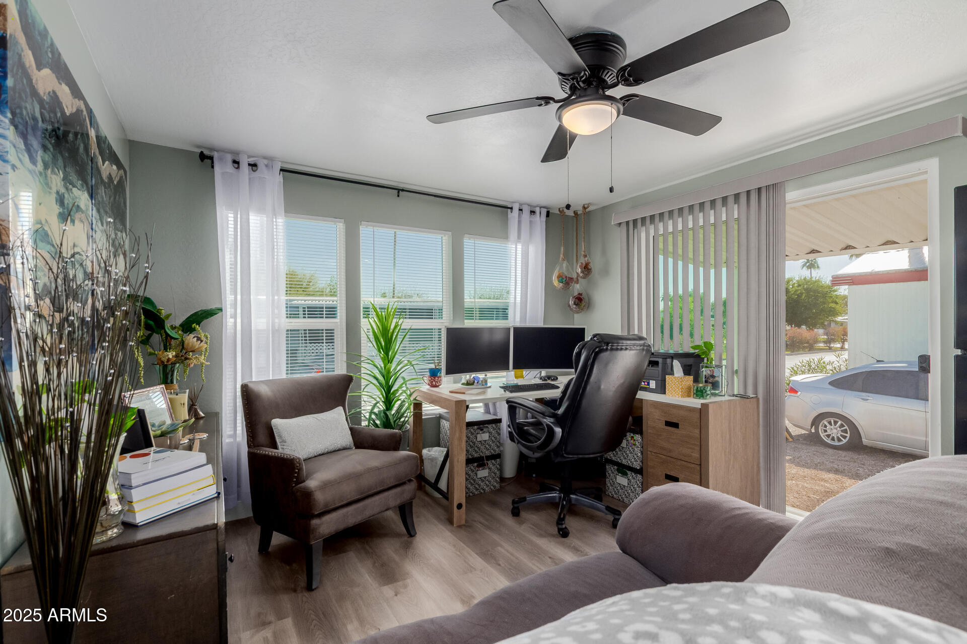 5601 W MISSOURI Avenue 87