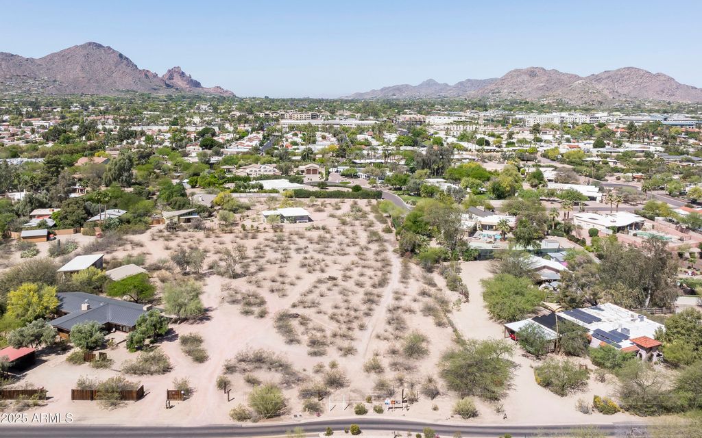 Photo of 6228 N Cattle Track Road #1, Scottsdale, AZ 85250 (MLS # 6851048)