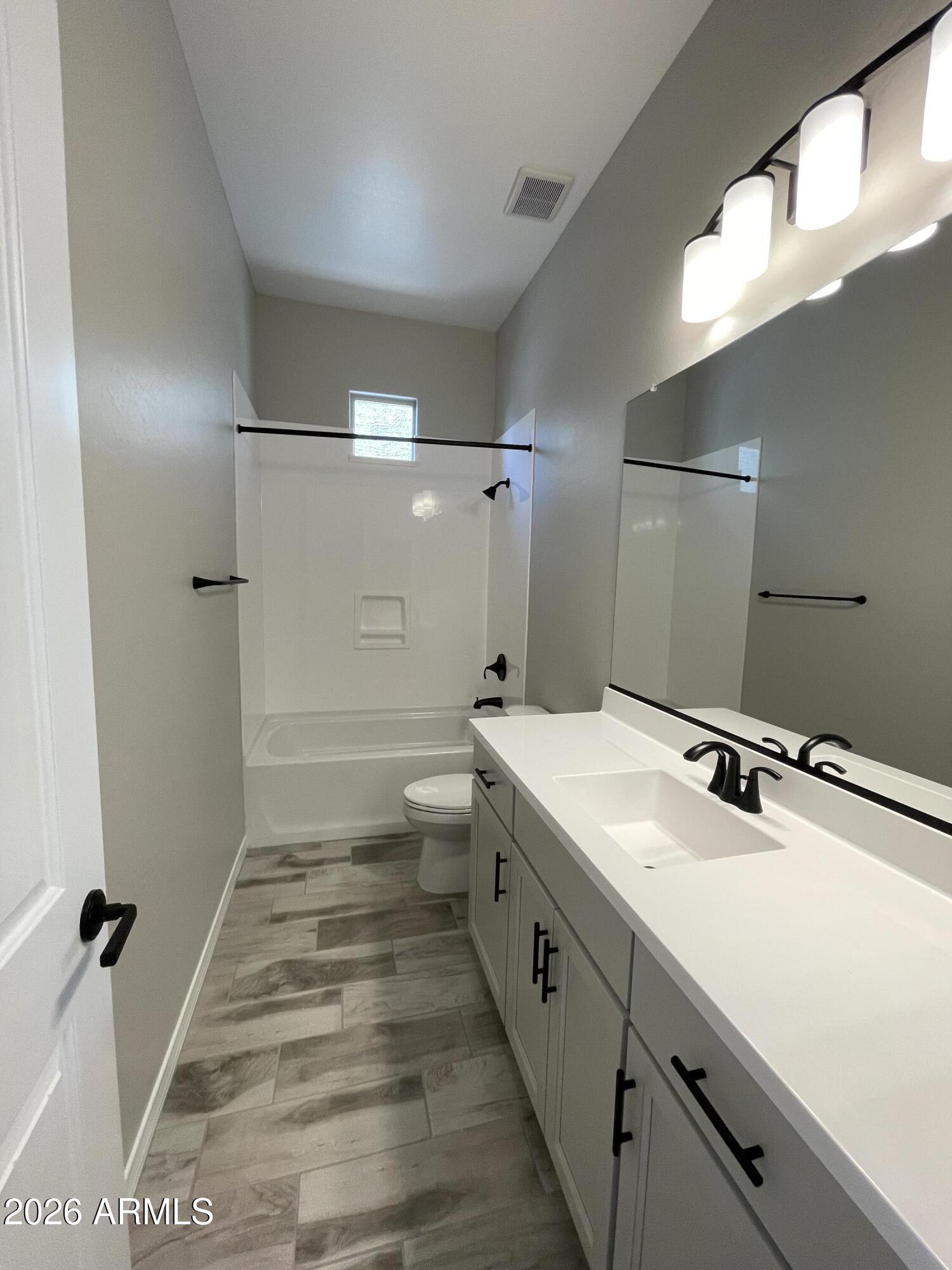 15758 W SAND HILLS Road