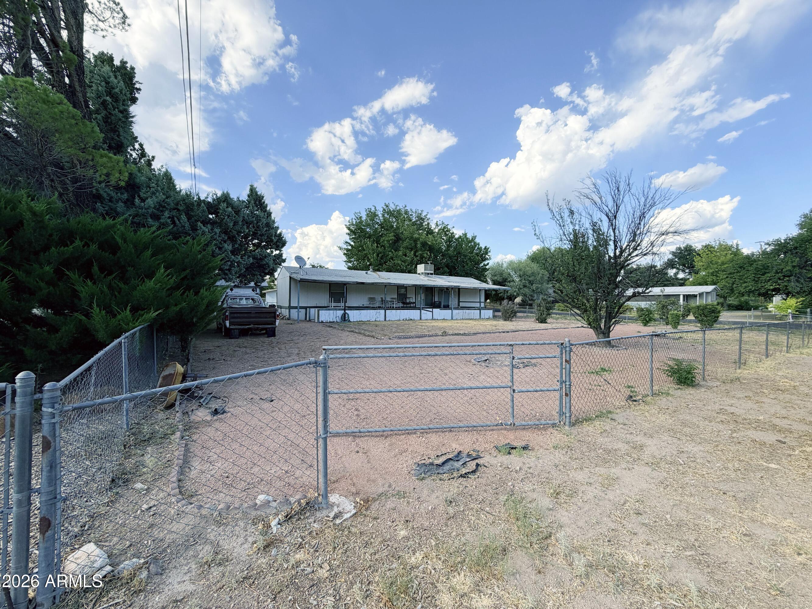 2822 S ASPEN Way