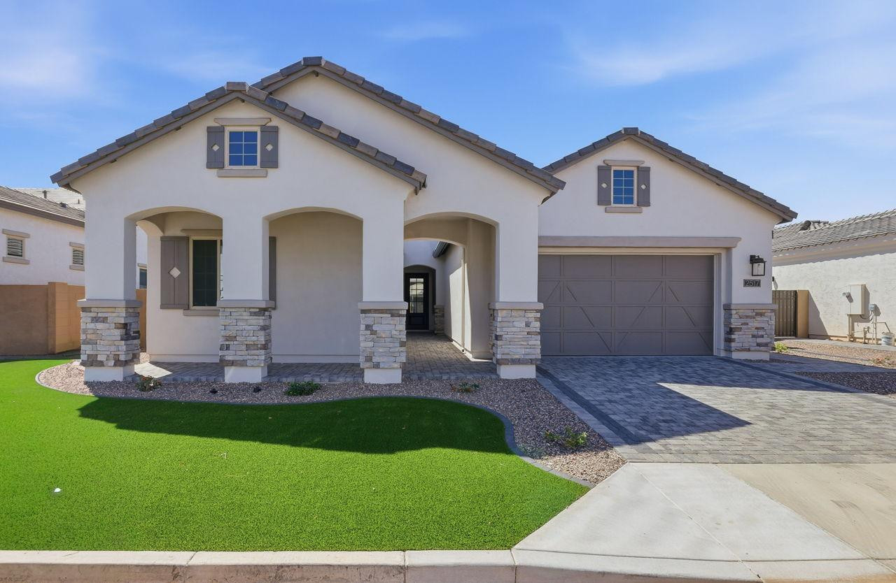 2517 E Presidio Street