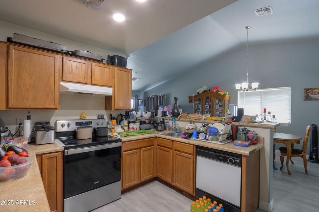 Photo of 586 E Dragon Springs Drive, Casa Grande, AZ 85122 (MLS # 6901458)
