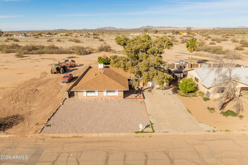 Photo of 25050 W Boone Drive, Casa Grande, AZ 85193 (MLS # 6972080)
