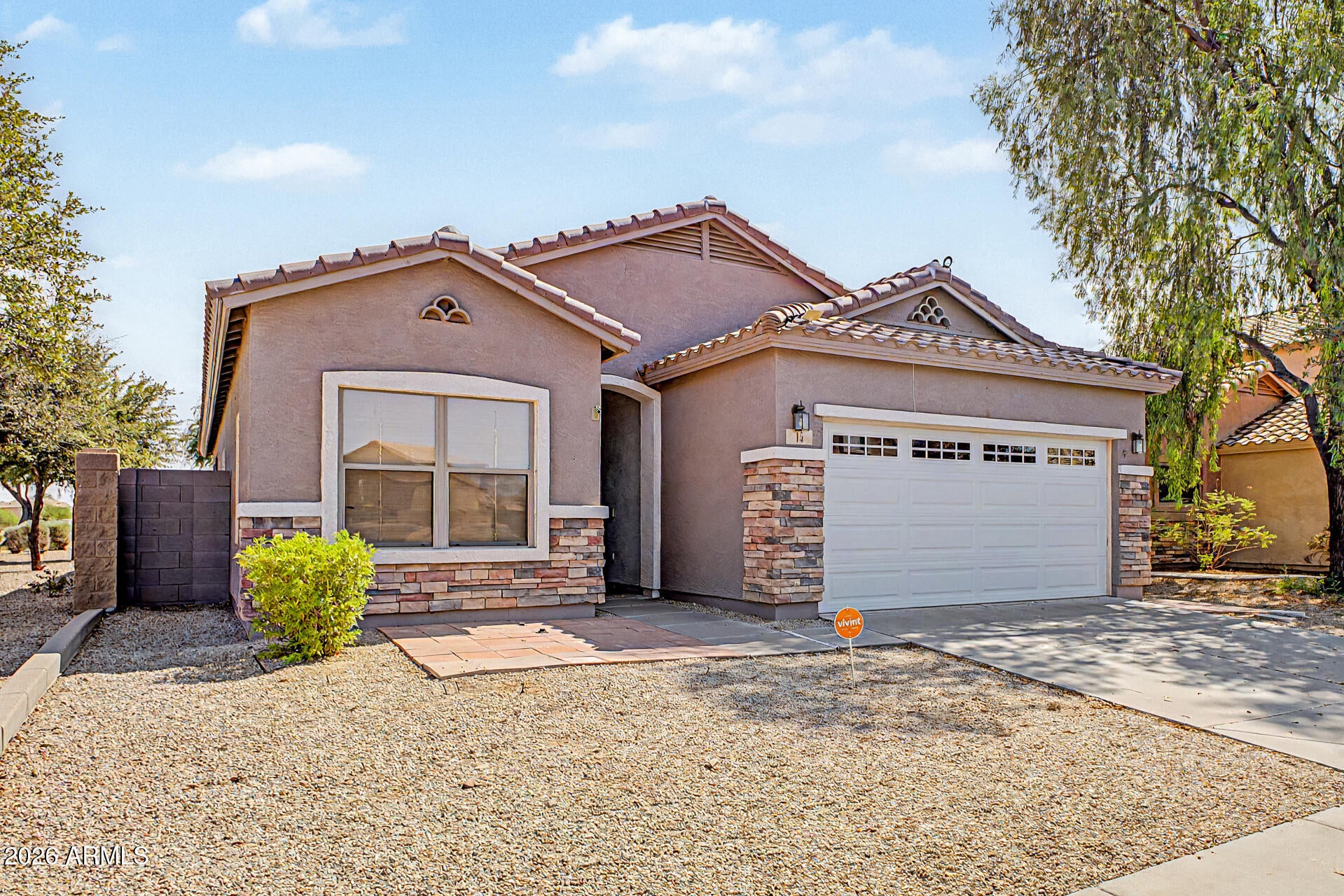 15 W DESERT VISTA Trail