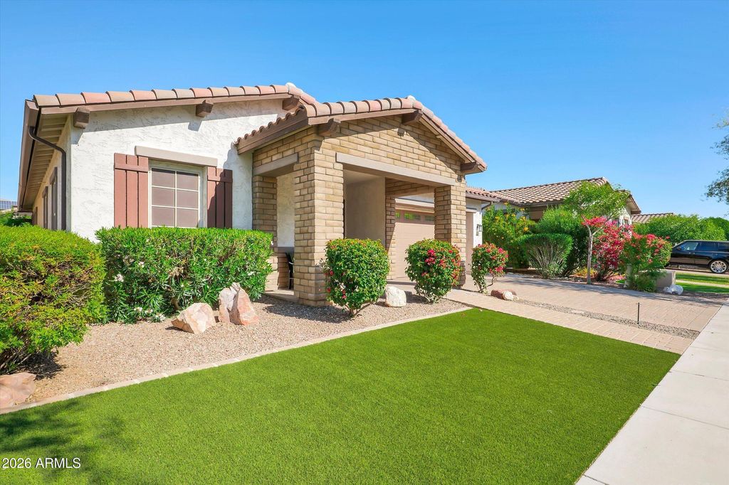 Photo of 4682 N 206th Drive, Buckeye, AZ 85396 (MLS # 6999992)